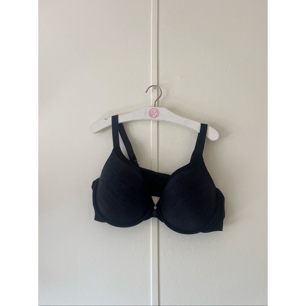Vanity Fair Black Bra Woman’s Size 42D Front Clasp Flaws